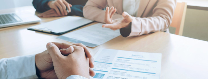 recrutement-rapide-avantages-inconvenients-cooptation
